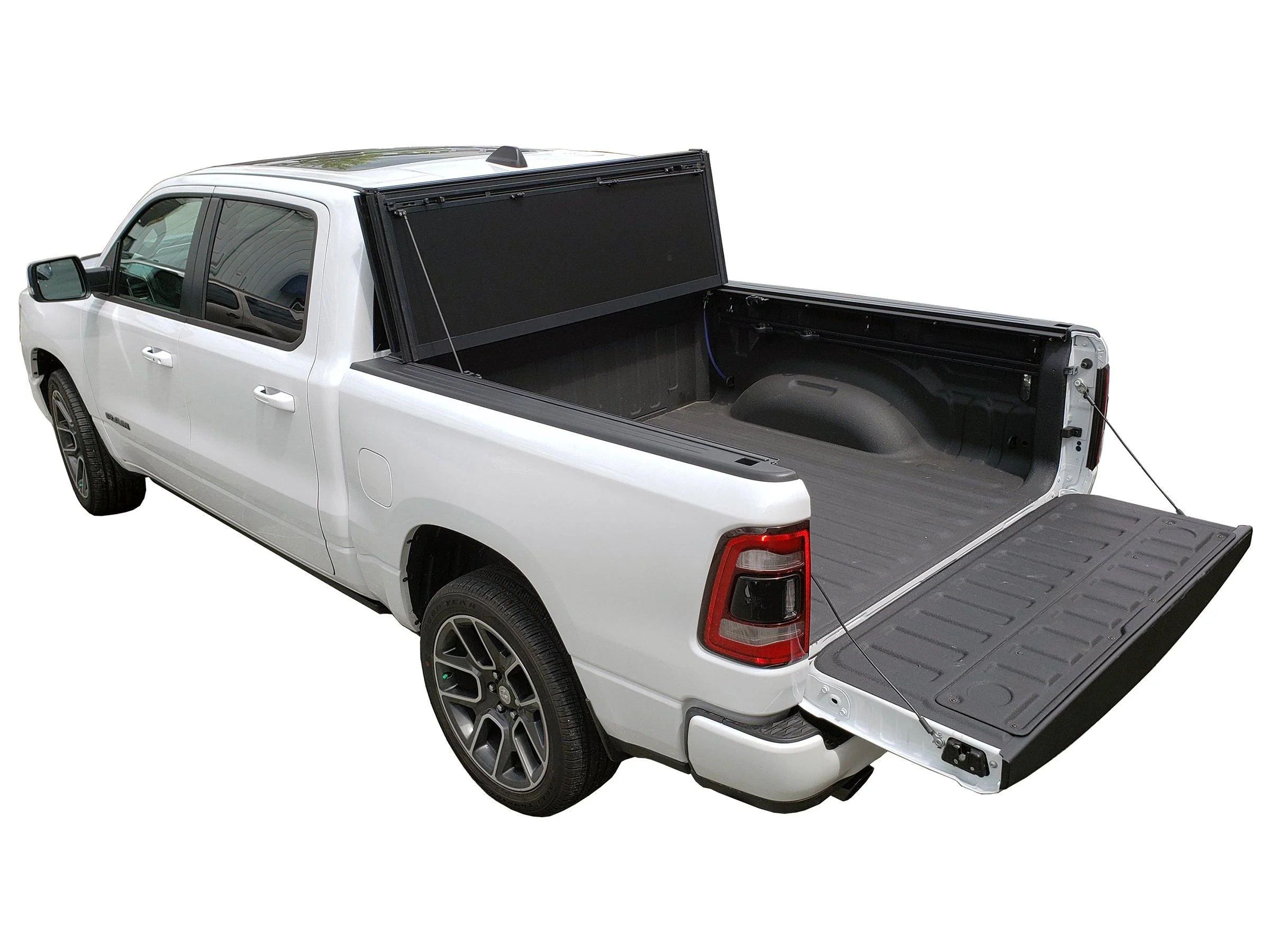 Low Profile Hard Tri-Fold for 2019-26 Ram 1500 5.7' Bed (Excluding Classic/Warlock Models) - Image 4